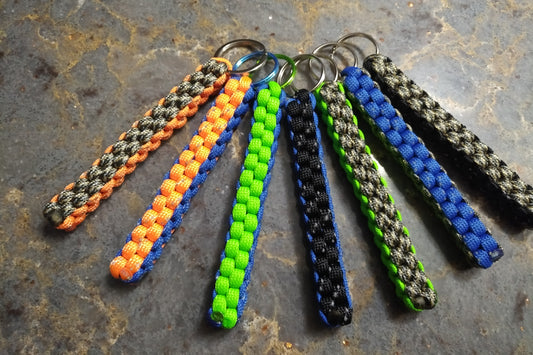 Paracord keychains